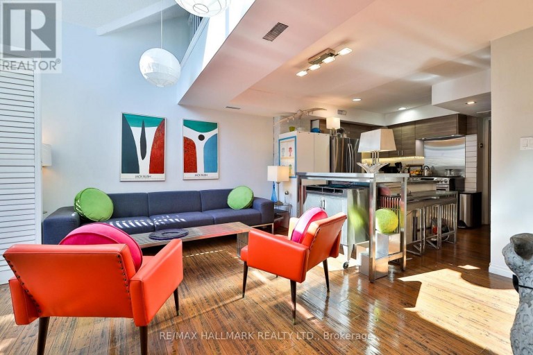 21 - 17 PEMBROKE STREET, Toronto (Moss Park), Ontario, M5A2N6