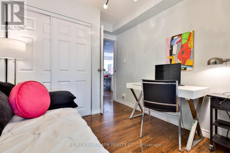21 - 17 PEMBROKE STREET, Toronto (Moss Park), Ontario, M5A2N6