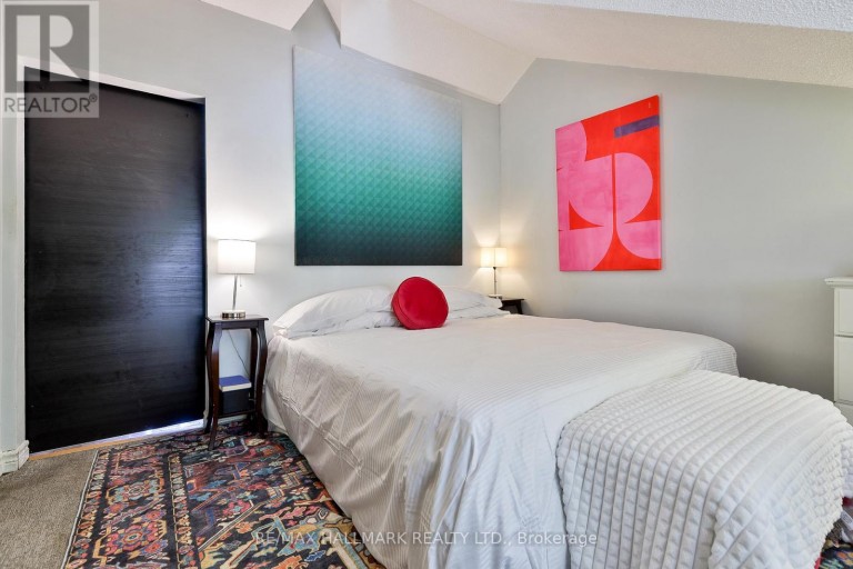 21 - 17 PEMBROKE STREET, Toronto (Moss Park), Ontario, M5A2N6
