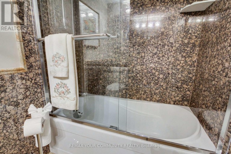 1114 - 40 HARDING BOULEVARD, Richmond Hill (Harding), Ontario, L4C9S5