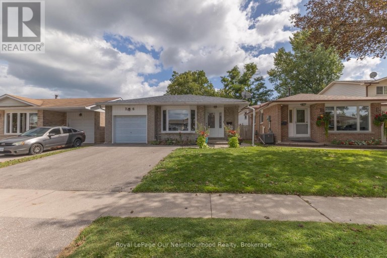 26 ASHDALE CRESCENT, Clarington (Bowmanville), Ontario, L1C3M9