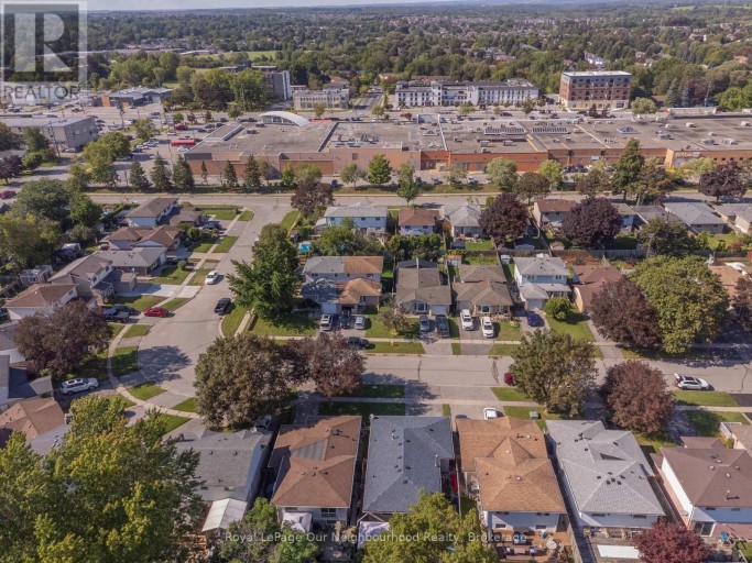 26 ASHDALE CRESCENT, Clarington (Bowmanville), Ontario, L1C3M9