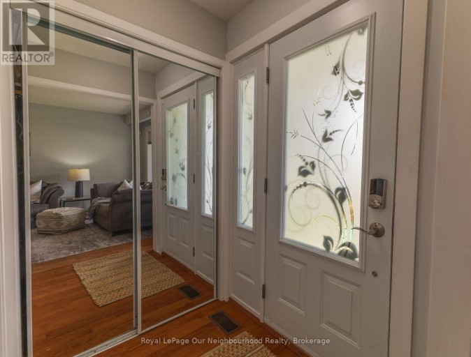 26 ASHDALE CRESCENT, Clarington (Bowmanville), Ontario, L1C3M9