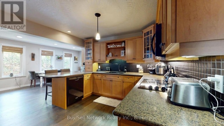 2504 IDYLLWOOD CRESCENT, Peterborough (Ashburnham Ward 4), Ontario, K9L1Y9