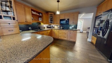 2504 IDYLLWOOD CRESCENT Peterborough (Ashburnham Ward 4) Ontario photo 12