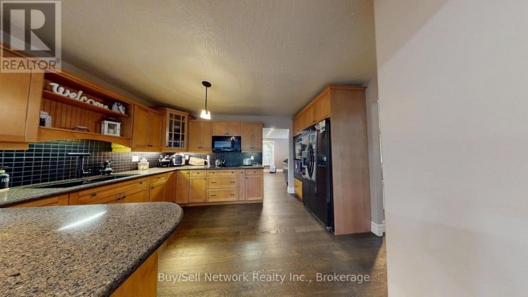 2504 IDYLLWOOD CRESCENT, Peterborough (Ashburnham Ward 4), Ontario, K9L1Y9
