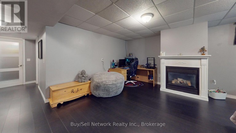 2504 IDYLLWOOD CRESCENT, Peterborough (Ashburnham Ward 4), Ontario, K9L1Y9