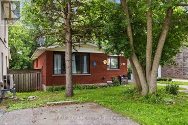 322 ANDREW STREET Newmarket (Central Newmarket) Ontario photo 2