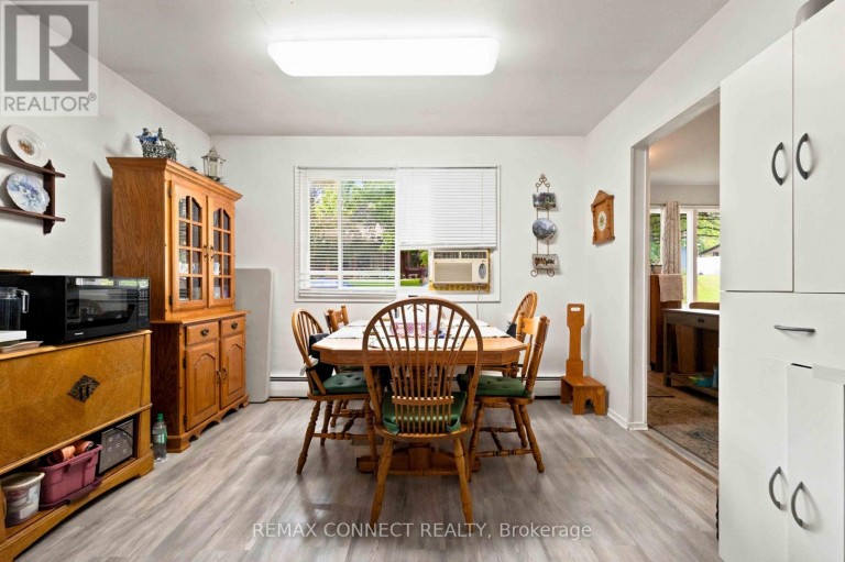 322 ANDREW STREET, Newmarket (Central Newmarket), Ontario, L3Y1H3