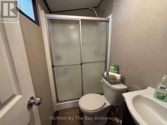 8 KENORA TRAIL Wasaga Beach Ontario photo 20