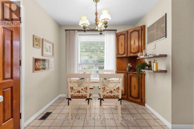 12 CANDLEWOOD CRESCENT Toronto (York University Heights) Ontario photo 12