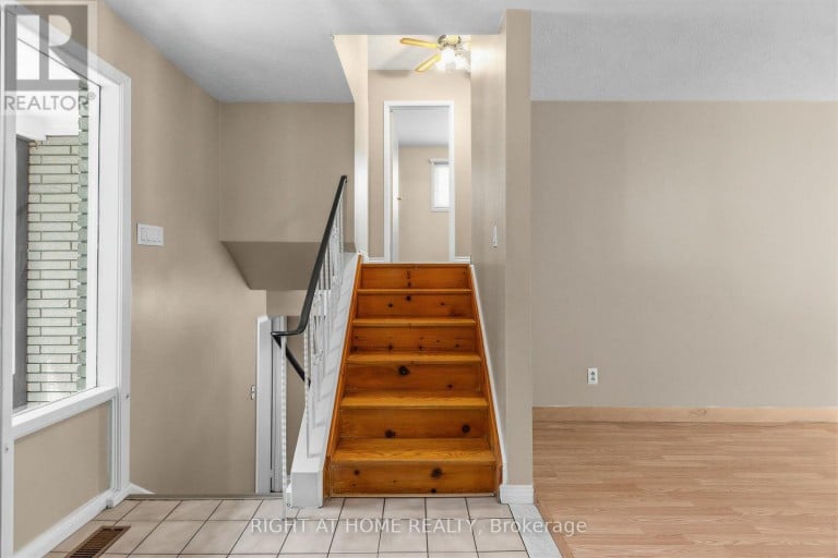 12 CANDLEWOOD CRESCENT, Toronto (York University Heights), Ontario, M3J1G8