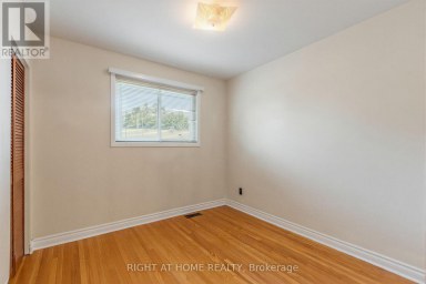 12 CANDLEWOOD CRESCENT Toronto (York University Heights) Ontario photo 22