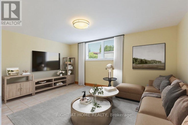 12 CANDLEWOOD CRESCENT, Toronto (York University Heights), Ontario, M3J1G8