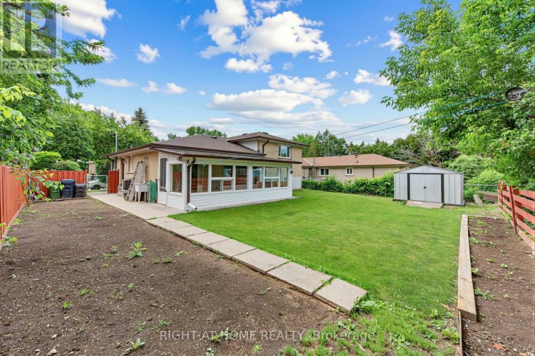 12 CANDLEWOOD CRESCENT, Toronto (York University Heights), Ontario, M3J1G8