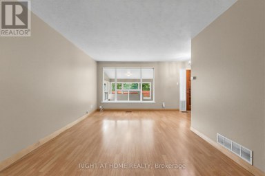 12 CANDLEWOOD CRESCENT Toronto (York University Heights) Ontario photo 5