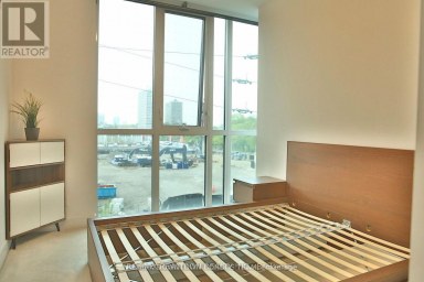 303 - 1486 BATHURST STREET Toronto (Humewood-Cedarvale) Ontario photo 6