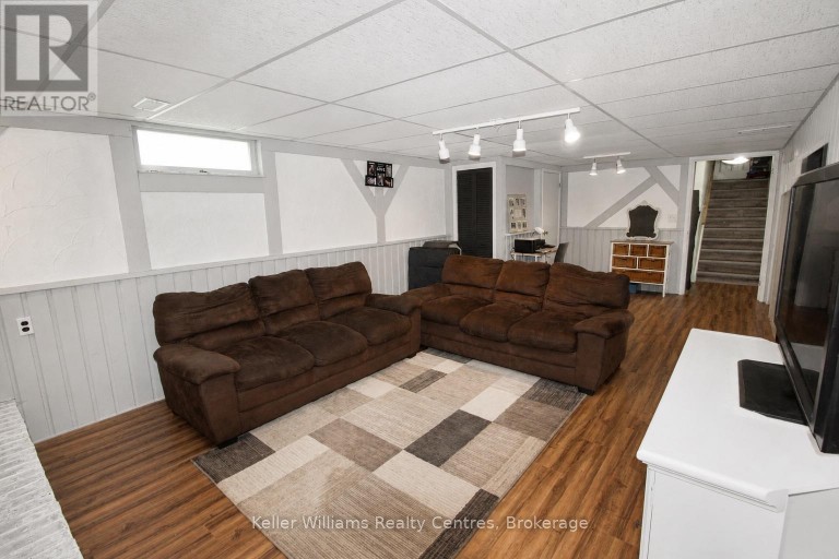 72 3RD STREET, Hanover, Ontario, N4N3H9