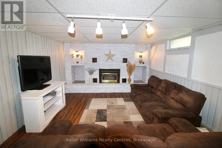 72 3RD STREET, Hanover, Ontario, N4N3H9