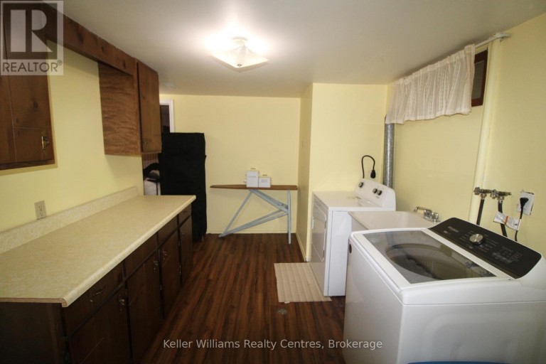 72 3RD STREET, Hanover, Ontario, N4N3H9