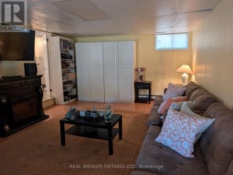 1103 MOSLEY STREET Wasaga Beach Ontario photo 10
