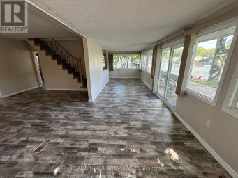1107 MOSLEY STREET Wasaga Beach Ontario photo 4