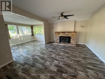 1107 MOSLEY STREET Wasaga Beach Ontario photo 6