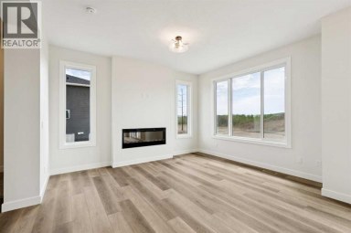 64 Southborough Common Cochrane Alberta photo 12