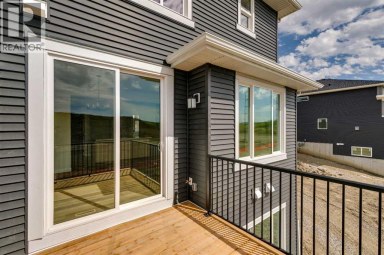 64 Southborough Common Cochrane Alberta photo 44