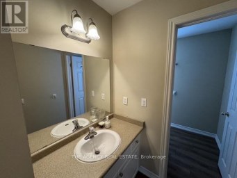 29 - 600 SARNIA ROAD London North (North I) Ontario photo 13