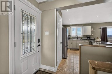 2289 BASE LINE ROAD Otonabee-South Monaghan Ontario photo 4