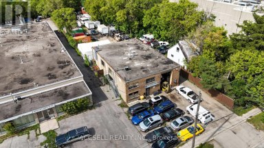 102 CARTWRIGHT AVENUE Toronto (Yorkdale-Glen Park) Ontario photo 2