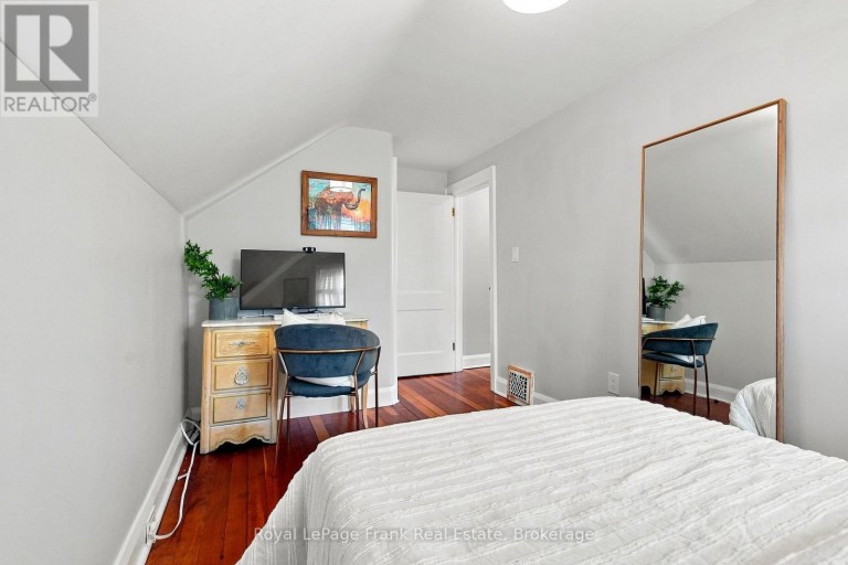 44 MCLAUGHLIN BOULEVARD, Oshawa (O'Neill), Ontario, L1G2N9