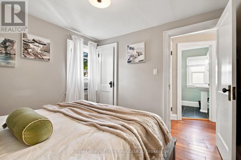 44 MCLAUGHLIN BOULEVARD, Oshawa (O'Neill), Ontario, L1G2N9