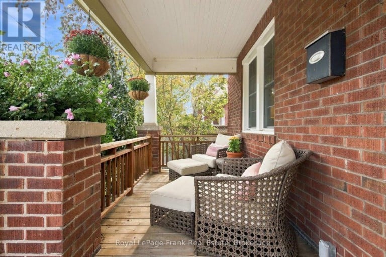 44 MCLAUGHLIN BOULEVARD, Oshawa (O'Neill), Ontario, L1G2N9