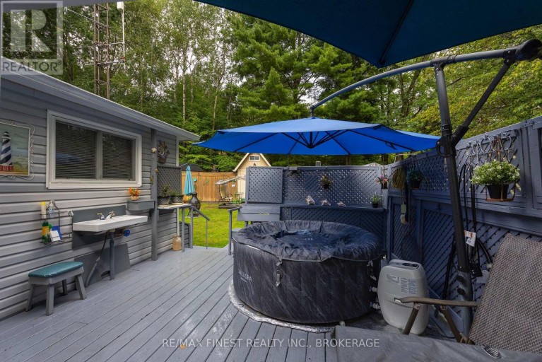1263 WHITE LAKE ROAD, Frontenac (Frontenac South), Ontario, K0H1T0