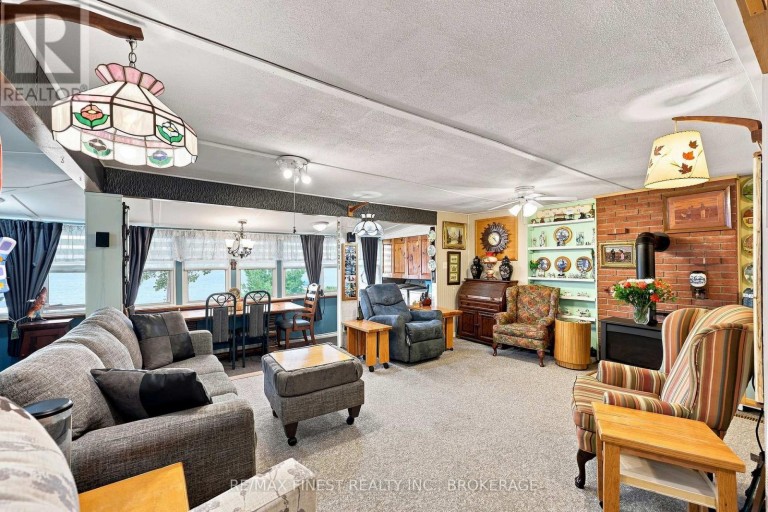 1263 WHITE LAKE ROAD, Frontenac (Frontenac South), Ontario, K0H1T0