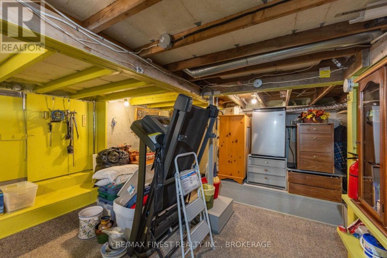 1263 WHITE LAKE ROAD, Frontenac (Frontenac South), Ontario, K0H1T0