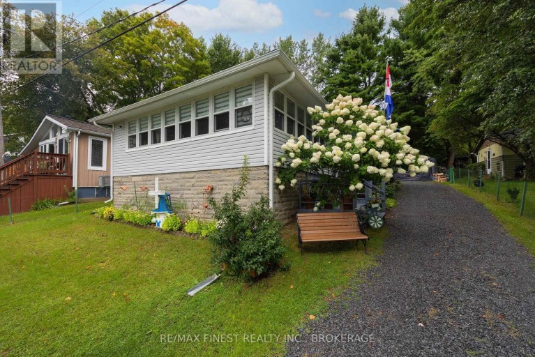 1263 WHITE LAKE ROAD, Frontenac (Frontenac South), Ontario, K0H1T0