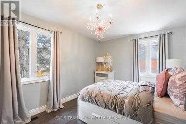 10 KAREN CRESCENT Orillia Ontario photo 14