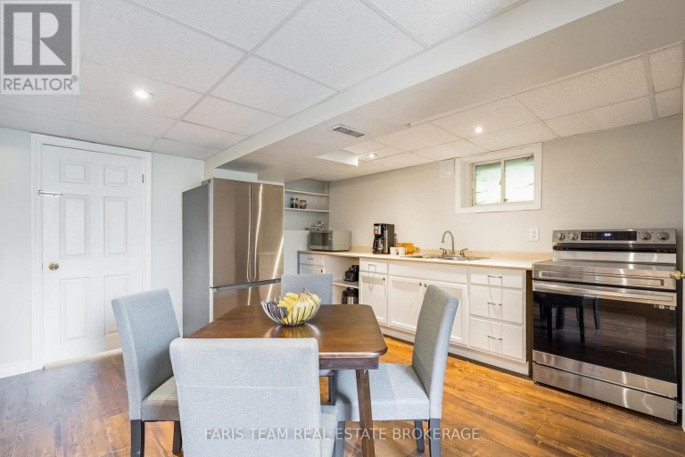 10 KAREN CRESCENT, Orillia, Ontario, L3V3H1