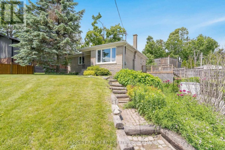 10 KAREN CRESCENT, Orillia, Ontario, L3V3H1