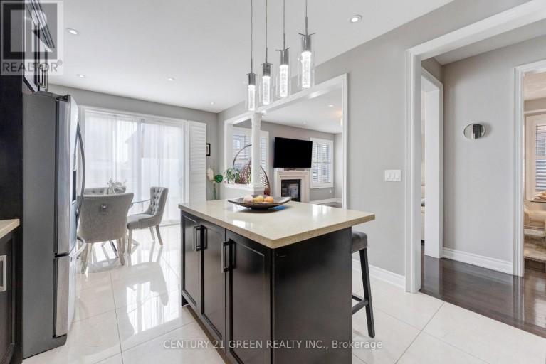 3 LISSON CRESCENT, Brampton (Credit Valley), Ontario, L6X5H8