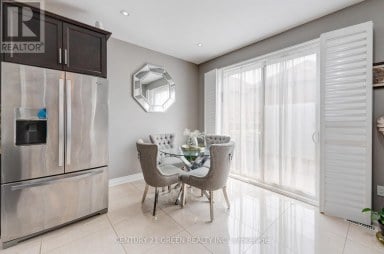 3 LISSON CRESCENT Brampton (Credit Valley) Ontario photo 18