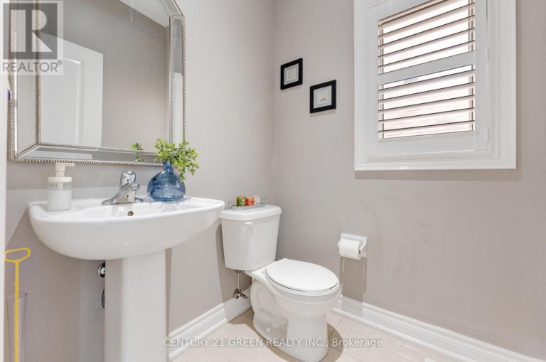 3 LISSON CRESCENT, Brampton (Credit Valley), Ontario, L6X5H8