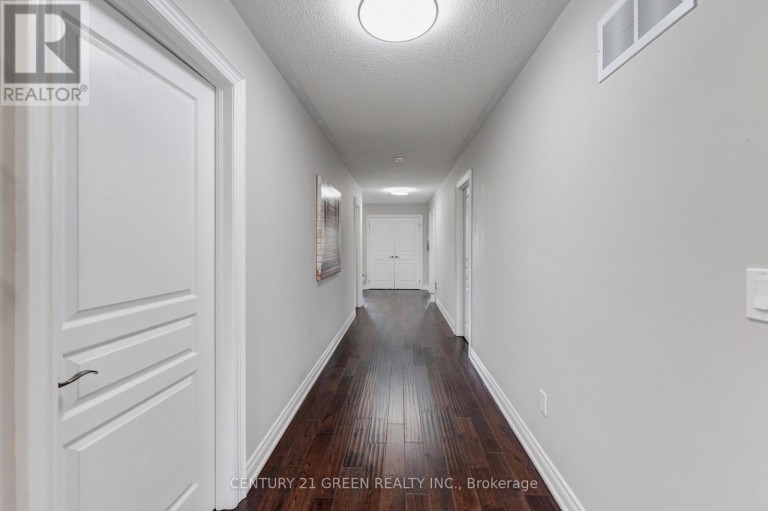 3 LISSON CRESCENT, Brampton (Credit Valley), Ontario, L6X5H8
