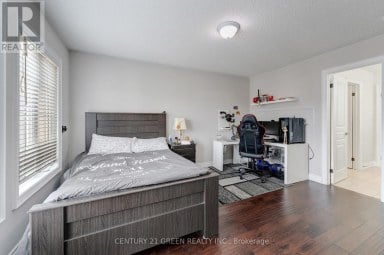 3 LISSON CRESCENT Brampton (Credit Valley) Ontario photo 35