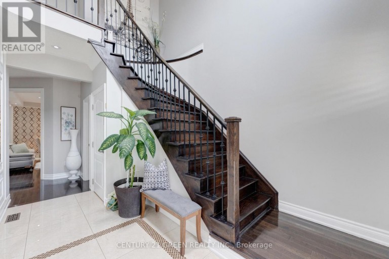 3 LISSON CRESCENT, Brampton (Credit Valley), Ontario, L6X5H8