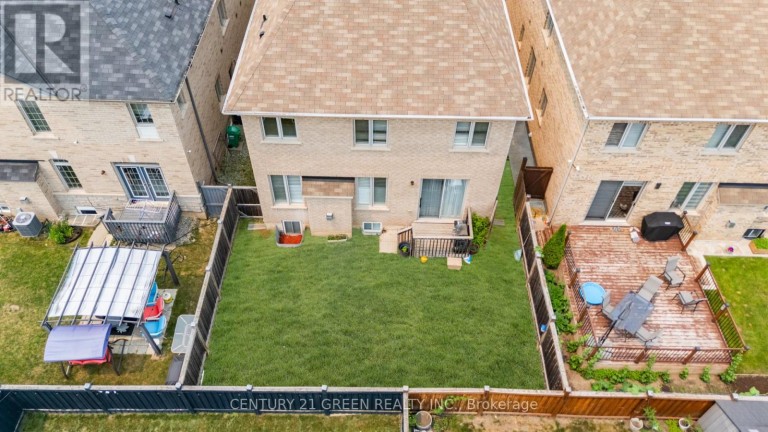 3 LISSON CRESCENT, Brampton (Credit Valley), Ontario, L6X5H8