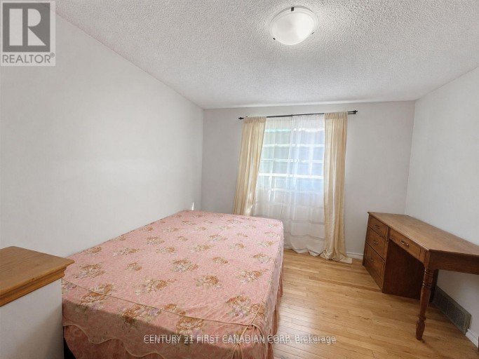 1341 ALDERSBROOK ROAD, London North (North I), Ontario, N6G3J1